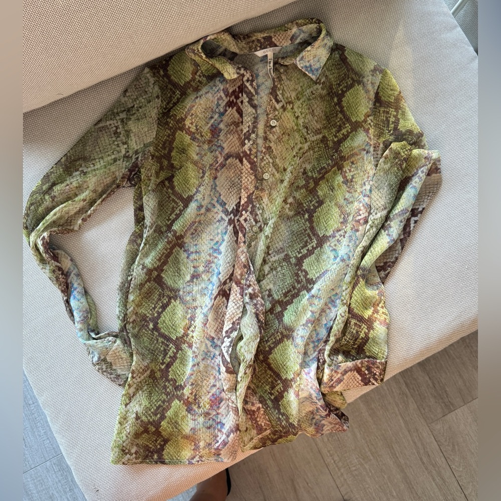 Guess shirt